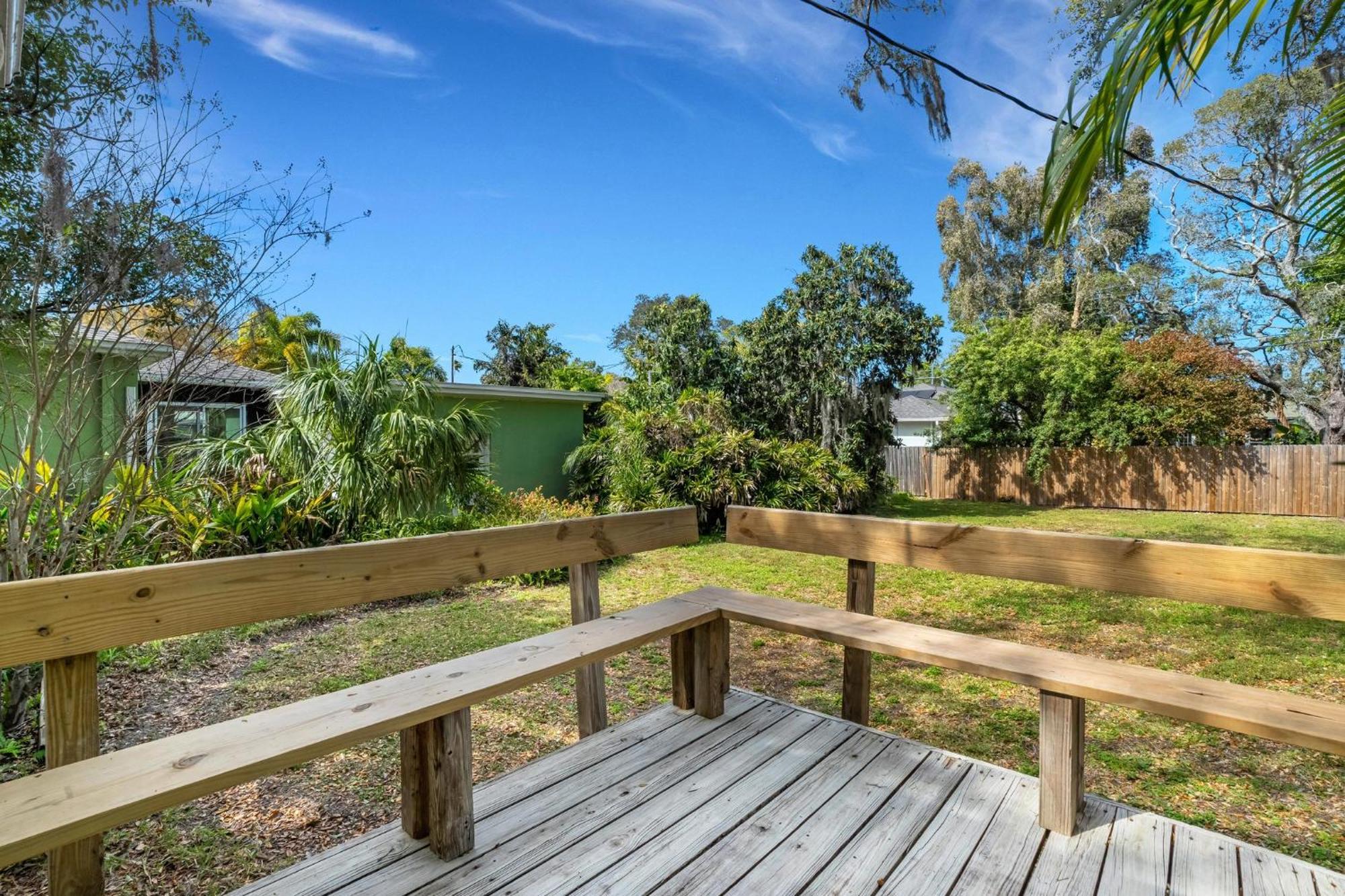 Sea Board Pool Home - Monthly Vacation Rental Clearwater Exterior photo